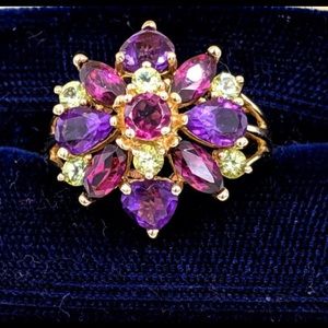 🍁 10KT YELLOW GOLD AMETHYST, PERIDOT & RHODOLITE GARNET FLOWER CLUSTER RING
